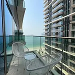 Luxstay - 2 Bedroom Apartment With Sea View In Beach Vista Dubai Harbour