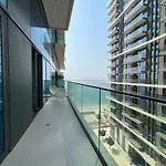 Luxstay - 2 Bedroom Apartment With Sea View In Beach Vista Dubai Harbour